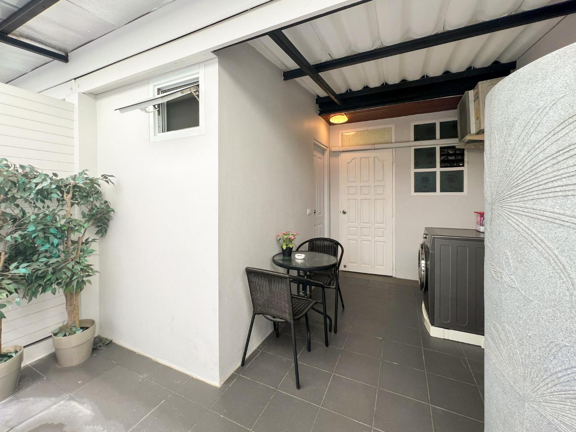 Neveu Premier Residence : Ratchada Bangkok Eksteriør billede