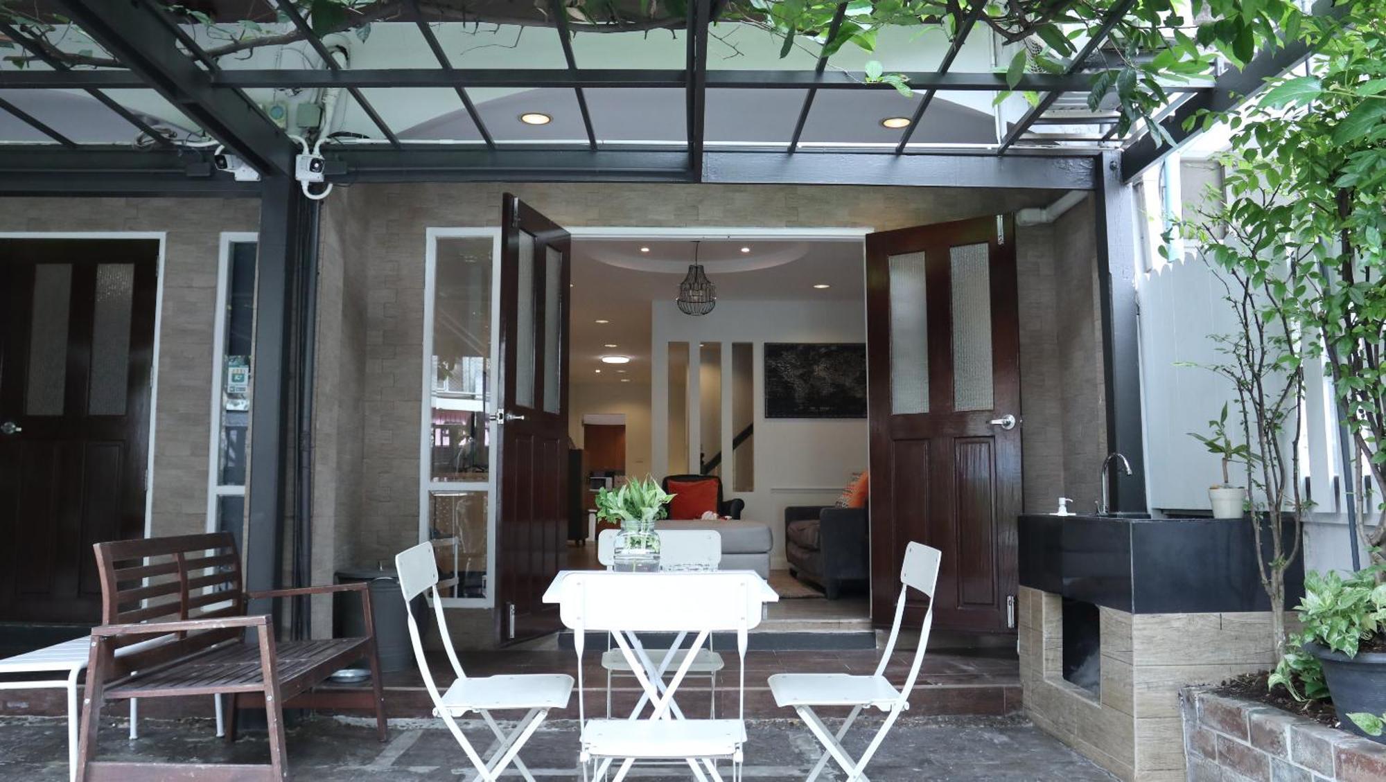 Neveu Premier Residence : Ratchada Bangkok Eksteriør billede